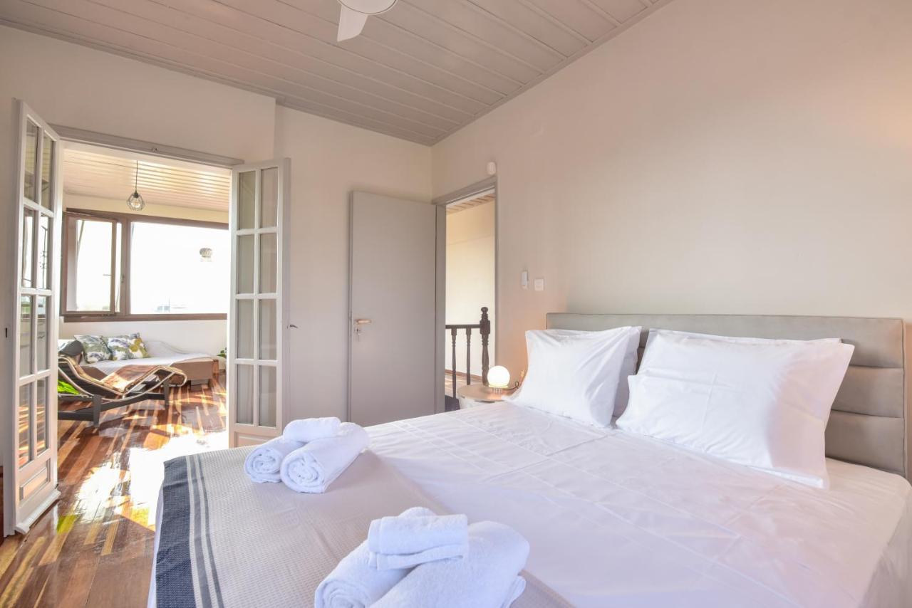 Alexandre Maison Beachfront Gialova Vacation Home Exteriör bild