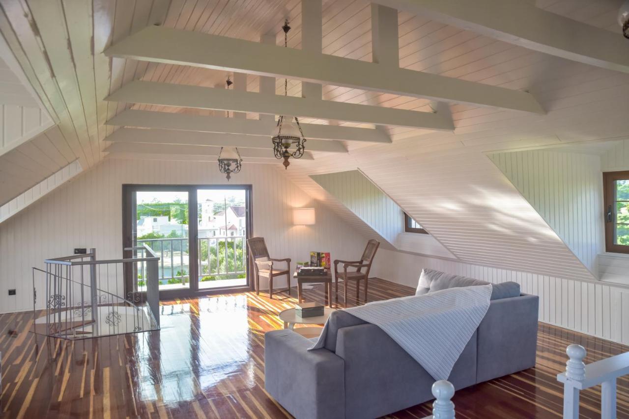 Alexandre Maison Beachfront Gialova Vacation Home Exteriör bild